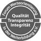 Rundes Qualitätssiegel des Forums für Werteorientierung mit den Schlagwörtern Qualität, Transparenz und Integrität